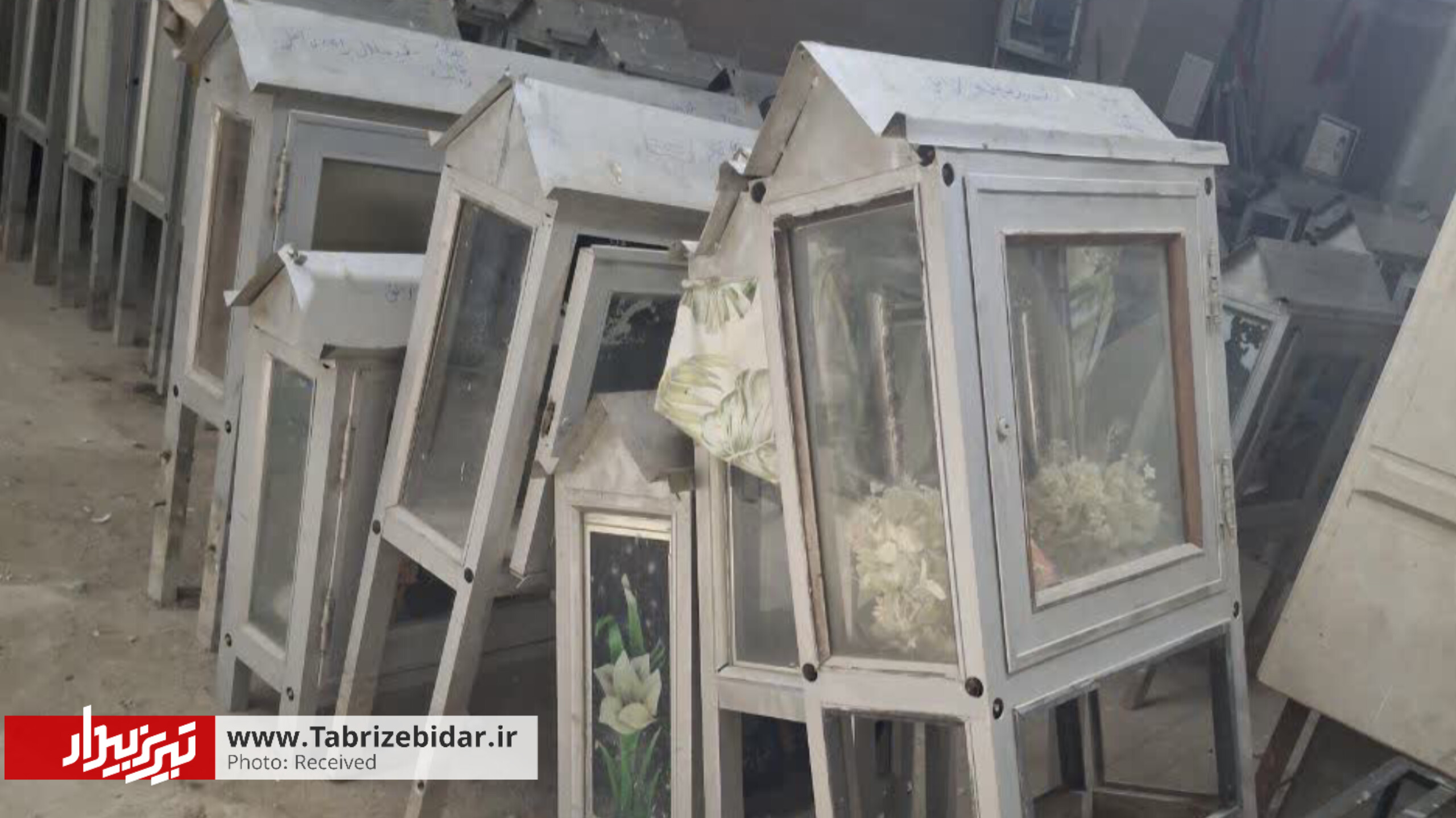 ماجرای برداشتن معجرهای مزار شهدا چیست؟ / کف‌سازی یا یکسان‌سازی؟!