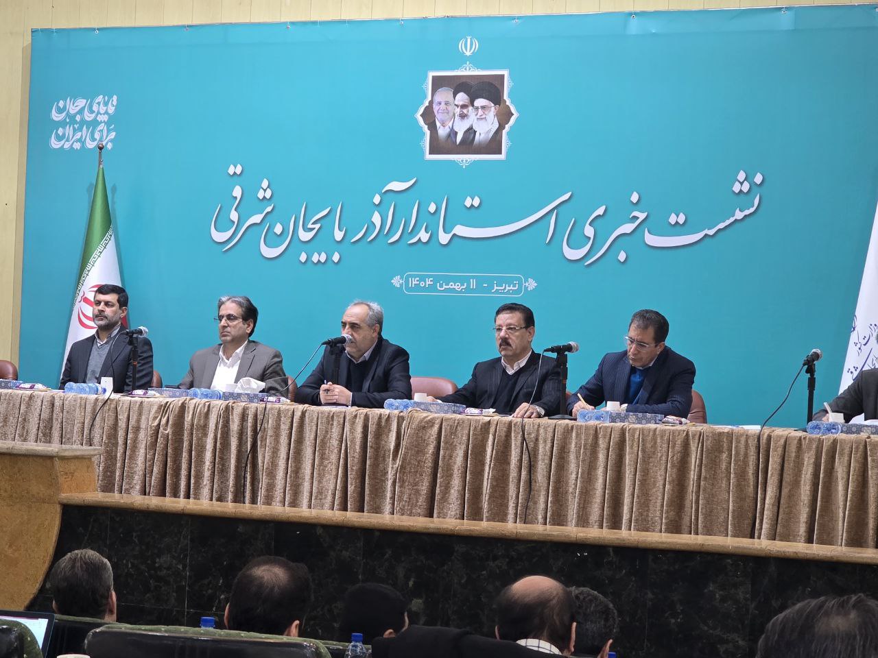 ضرورت واگذاری ماشین سازی به اهلش / نباید موضوعات عمرانی و اقتصادی به فضای سیاسی تقلیل یابند