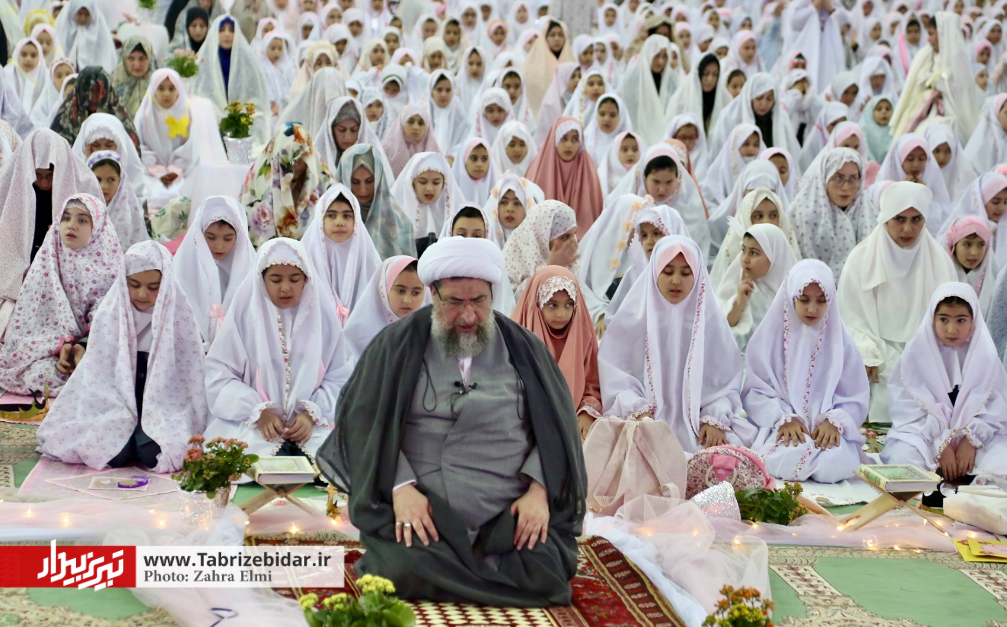 آینده ایران در گرو تربیت دینی و علمی دانش‌آموزان است