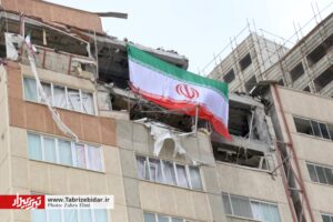 ای پرچمت ما را کفن….