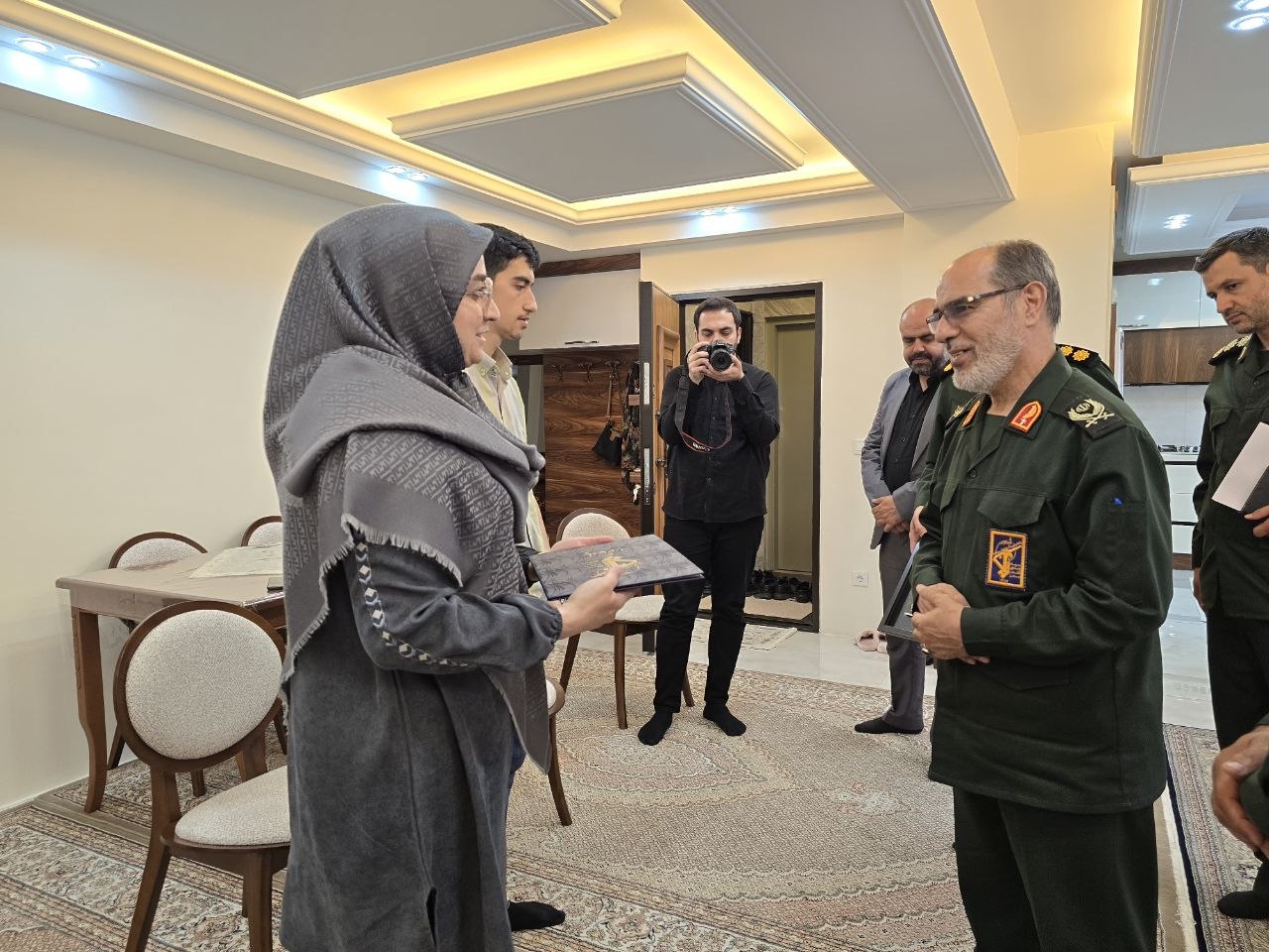از دانشمند شهید تا فرمانده بسیجیان/ دشمن تحمل اقتدار ایران را ندارد
