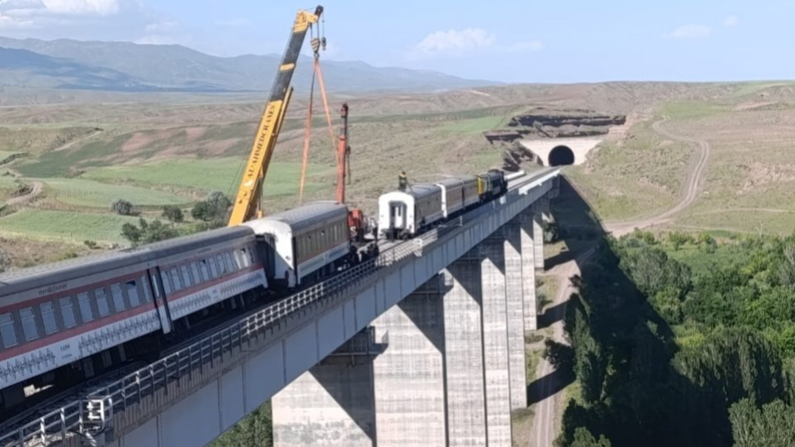 تراژدی ایمنی ریلی؛ این بار به خیر گذشت