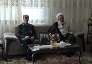 روحانیِ قرآنیِ مجاهد و مرد میدان‌های تکلیف