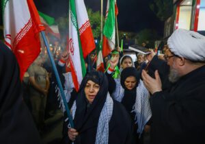 اعزام کاروان مردمی «از آذربایجان تا خلیج فارس؛ جان فدای ایران» از تبریز