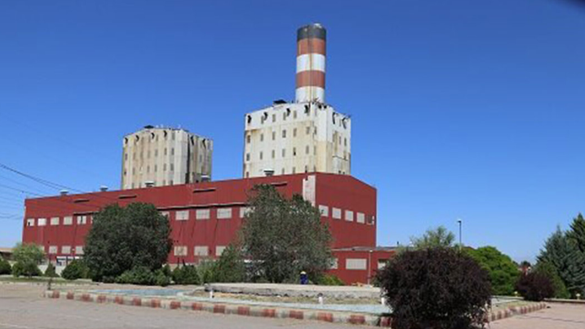 جزئیات حریق در نیروگاه تبریز / ادعای جعلی حمله دشمن