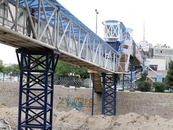 پله برقی و آسانسورها در پیچ ایمنی / وقتِ استاندارد شدن