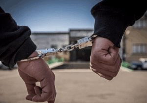 ماموران خاطی برخورد ناپسند با فرد تبریزی در بازداشت هستند