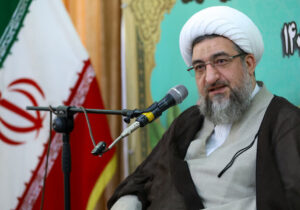 حاکمیت دینی آزمون بزرگی برای روحانیت است