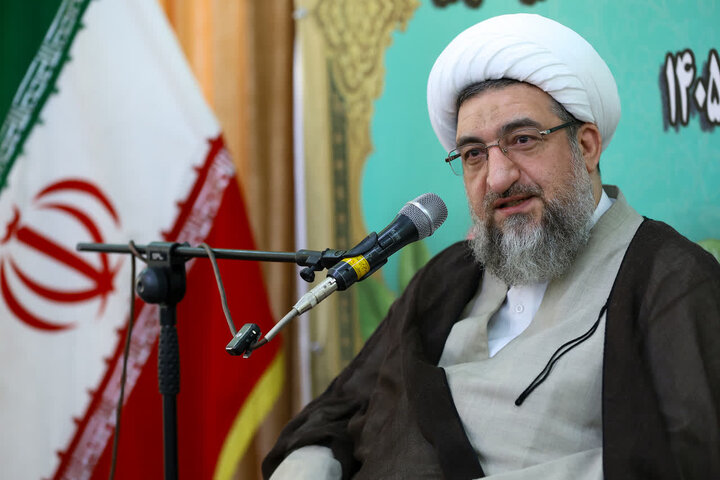 حاکمیت دینی آزمون بزرگی برای روحانیت است