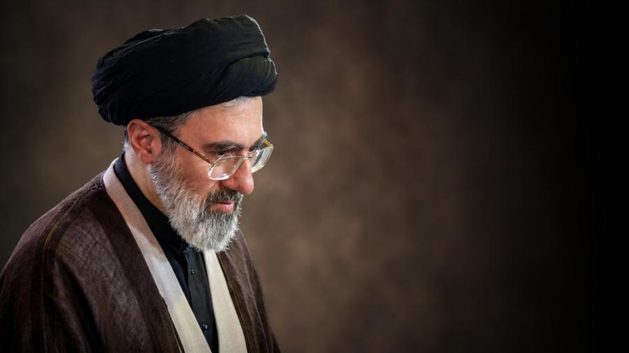نقشه‌ی راه نخبگان برای «ایران هرچه قوی‌تر» / «ریزعلی خواجوی»‌ها را نخبگانی می‌دانیم